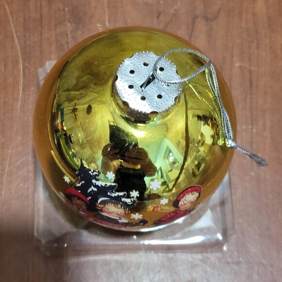 Campbells Soup Collector's Edition 2011 Christmas Ball Ornament - Picture 6 of 10